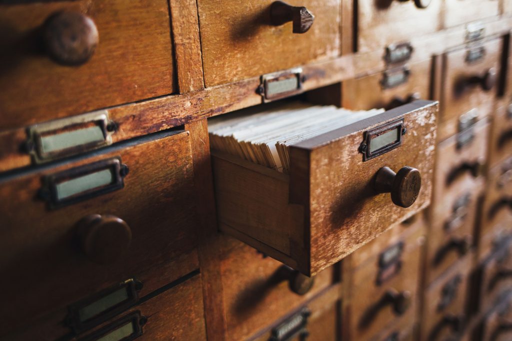 Sistema archivístico España